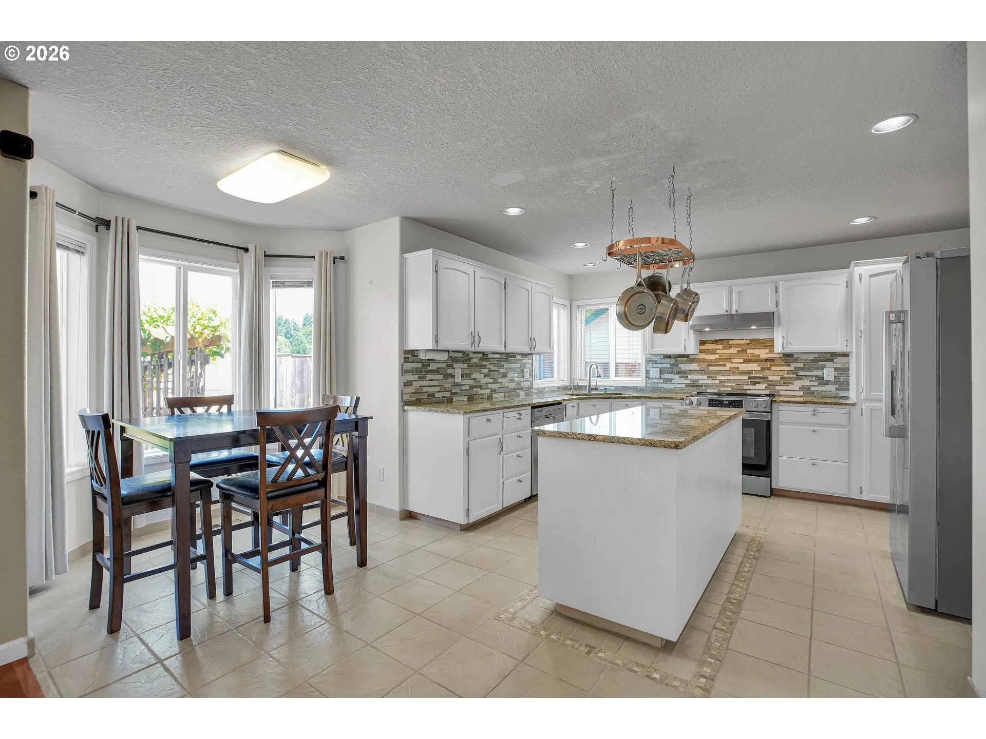 Kitchen/Nook