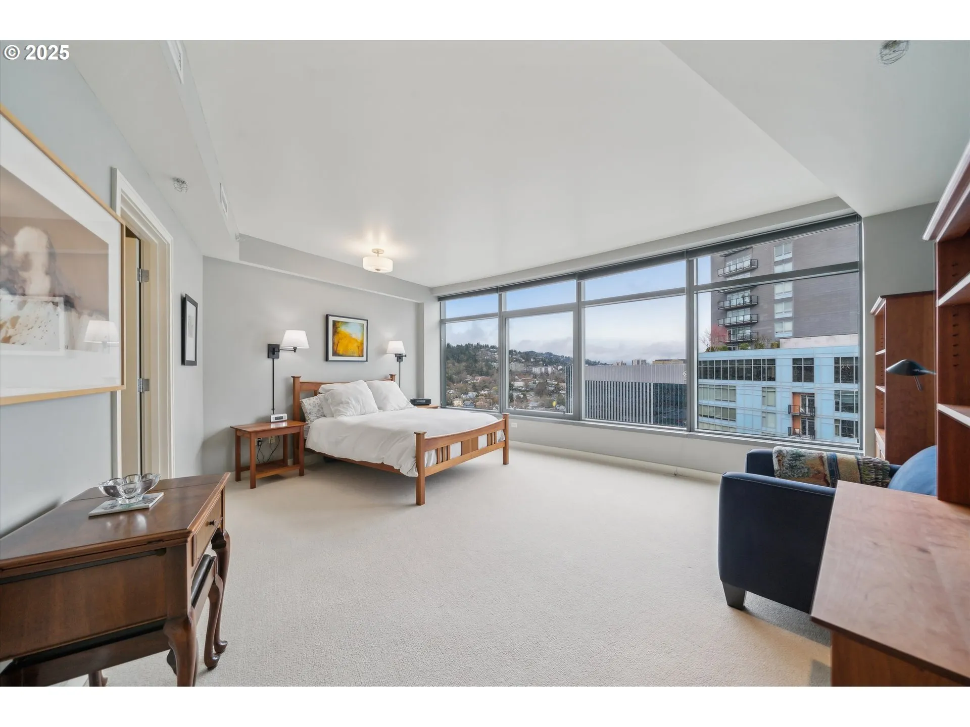 Bedroom, Primary
