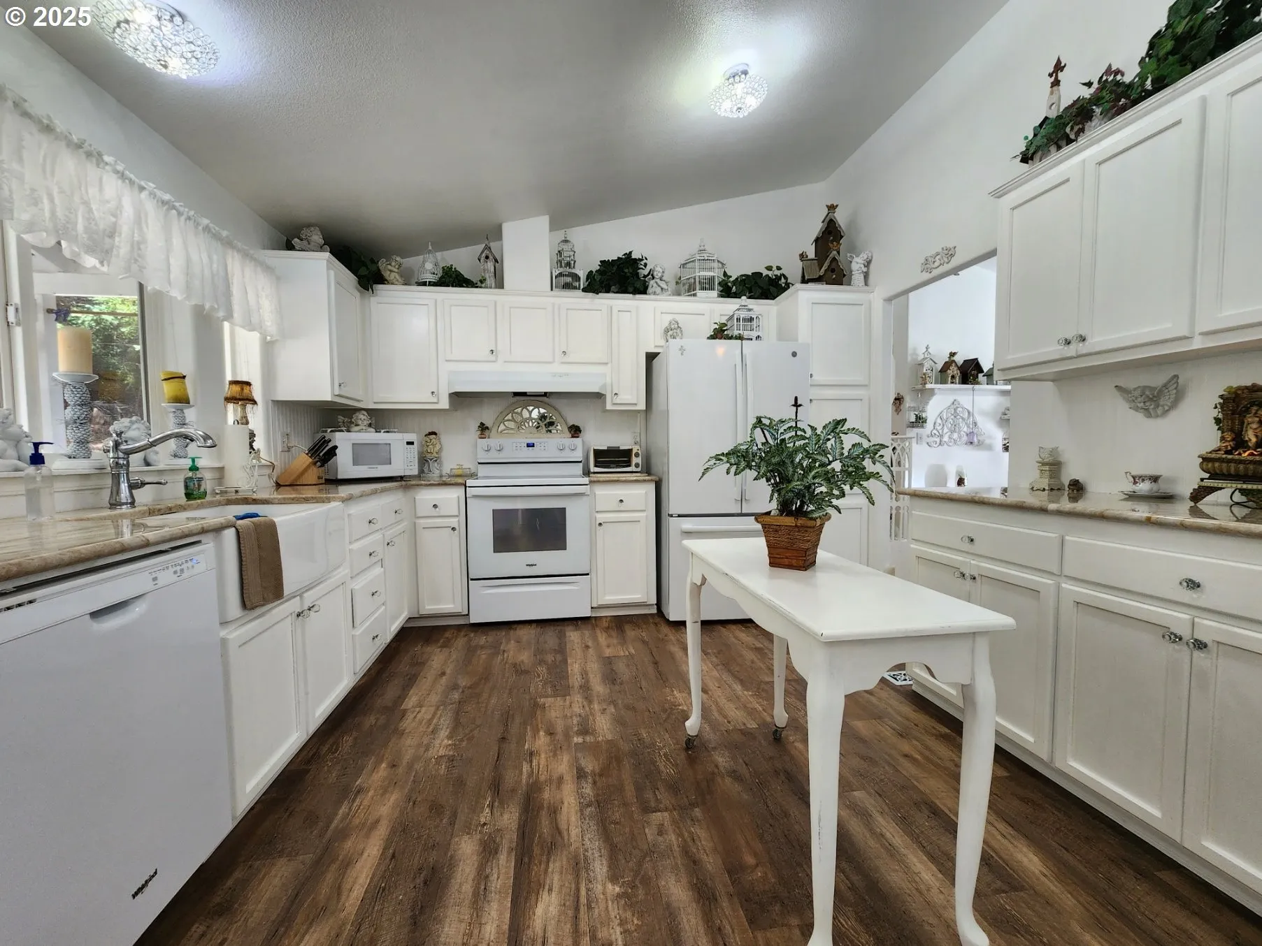 Kitchen-Oven