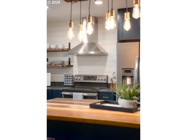 Kitchen-Island