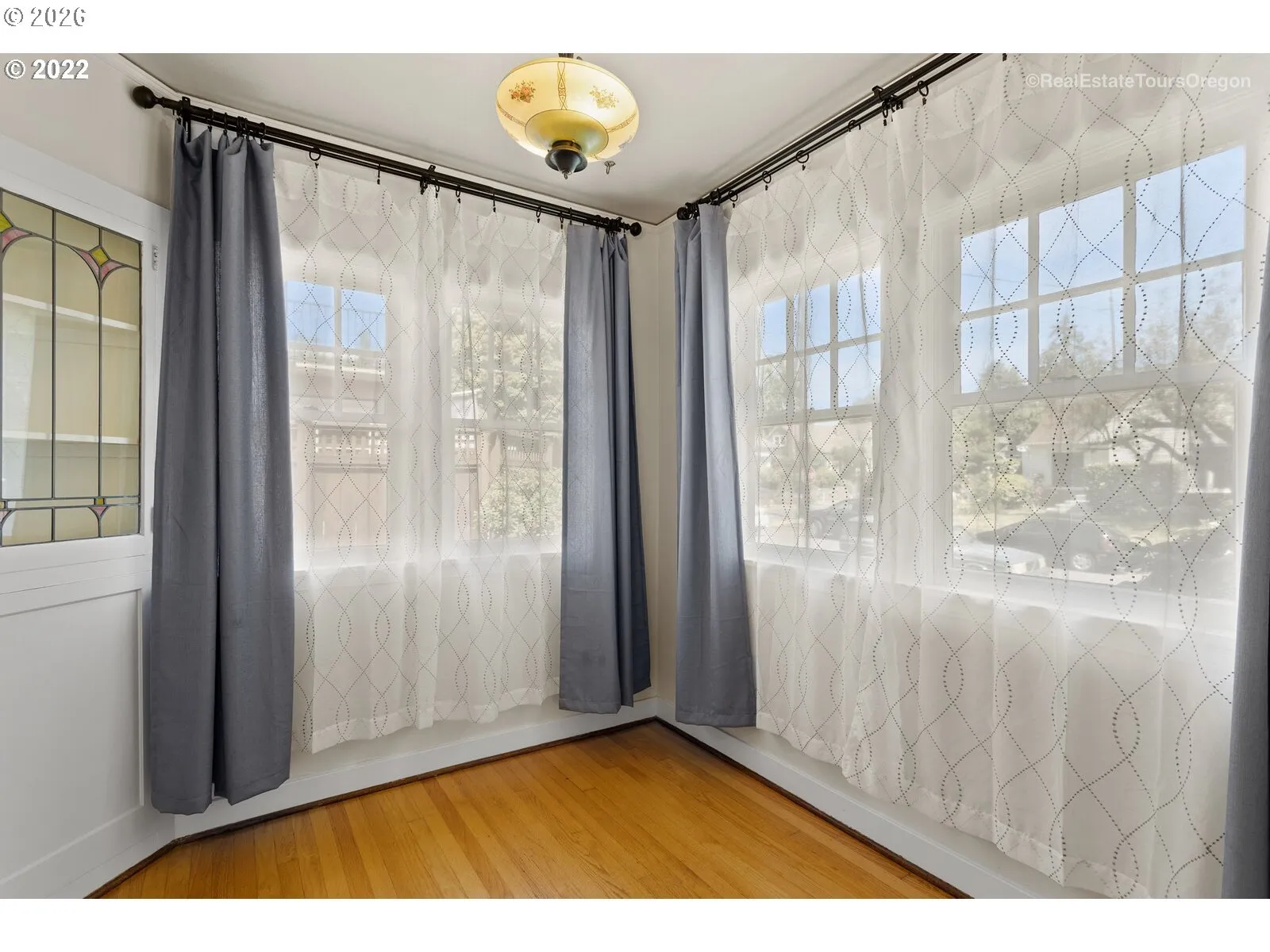 Kitchen/Nook-Eating Area