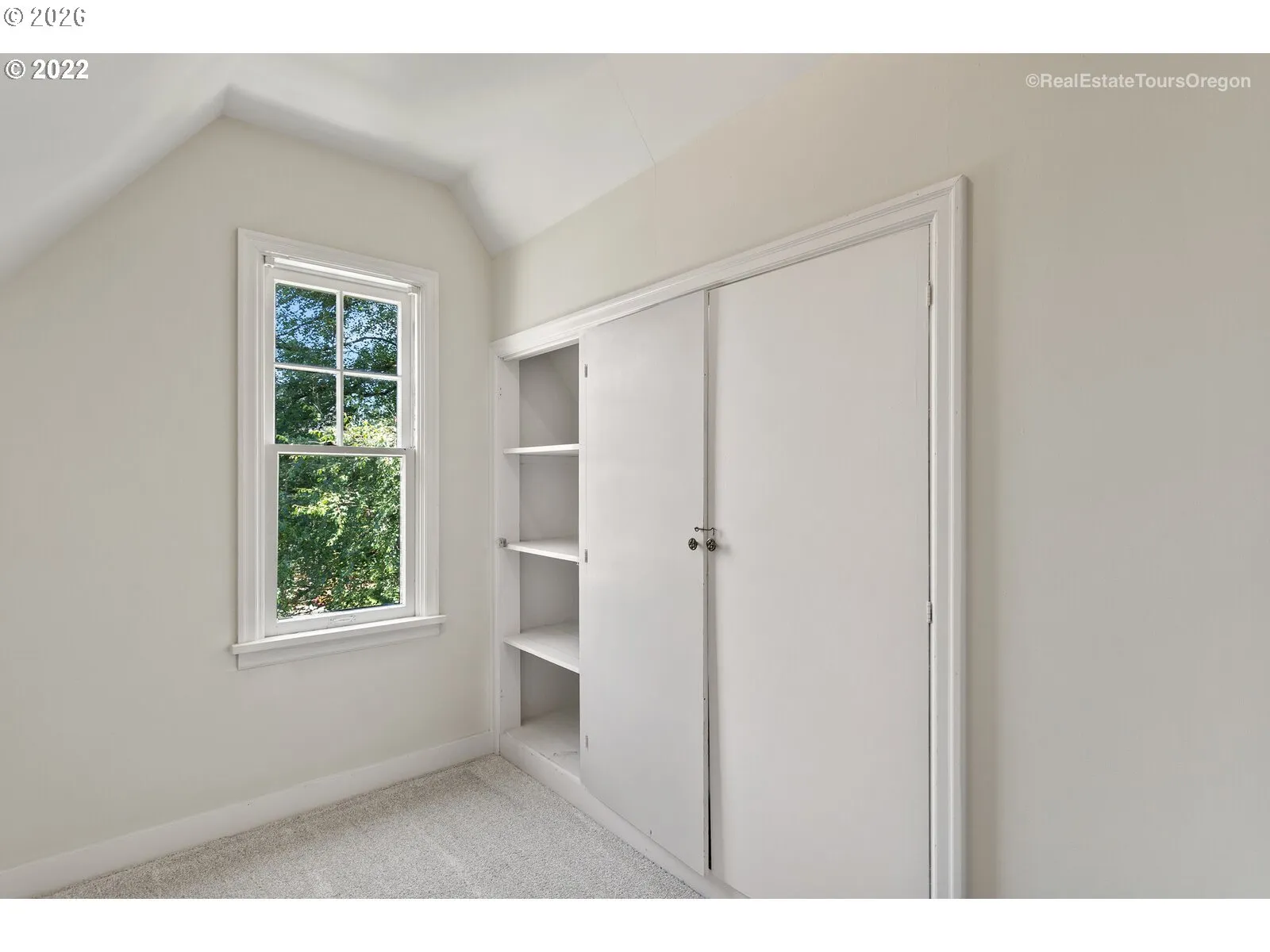 Bedroom, Primary-Walk-In Closet
