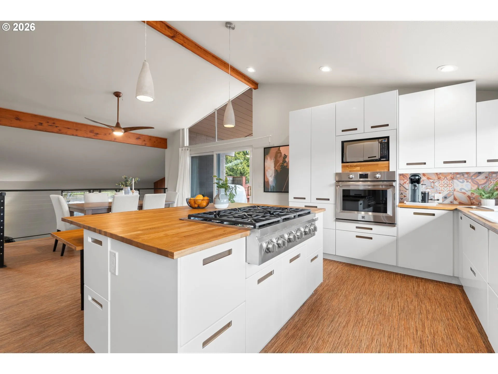 Kitchen-Cooking Island