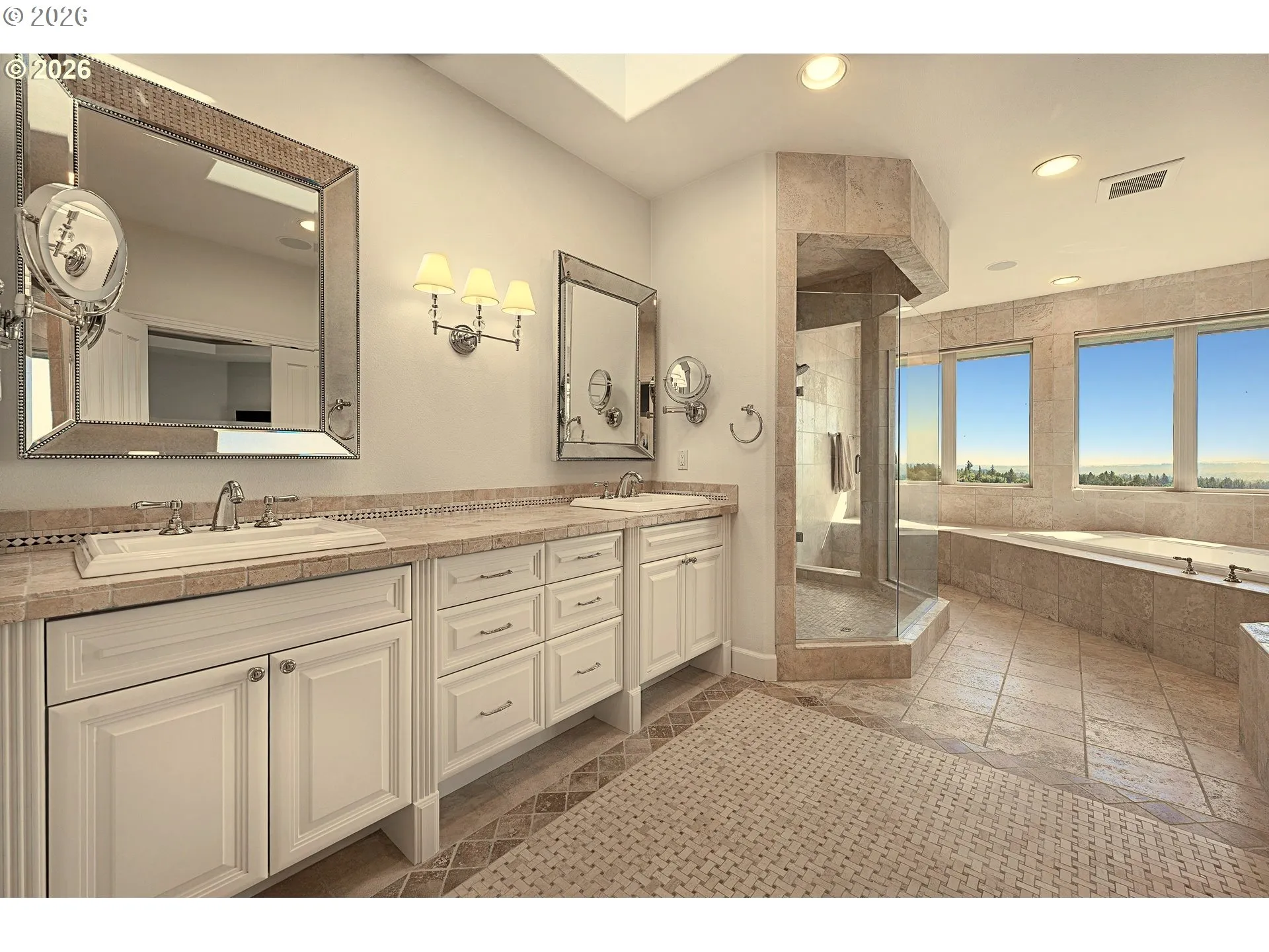 Bedroom, Owner's Suite