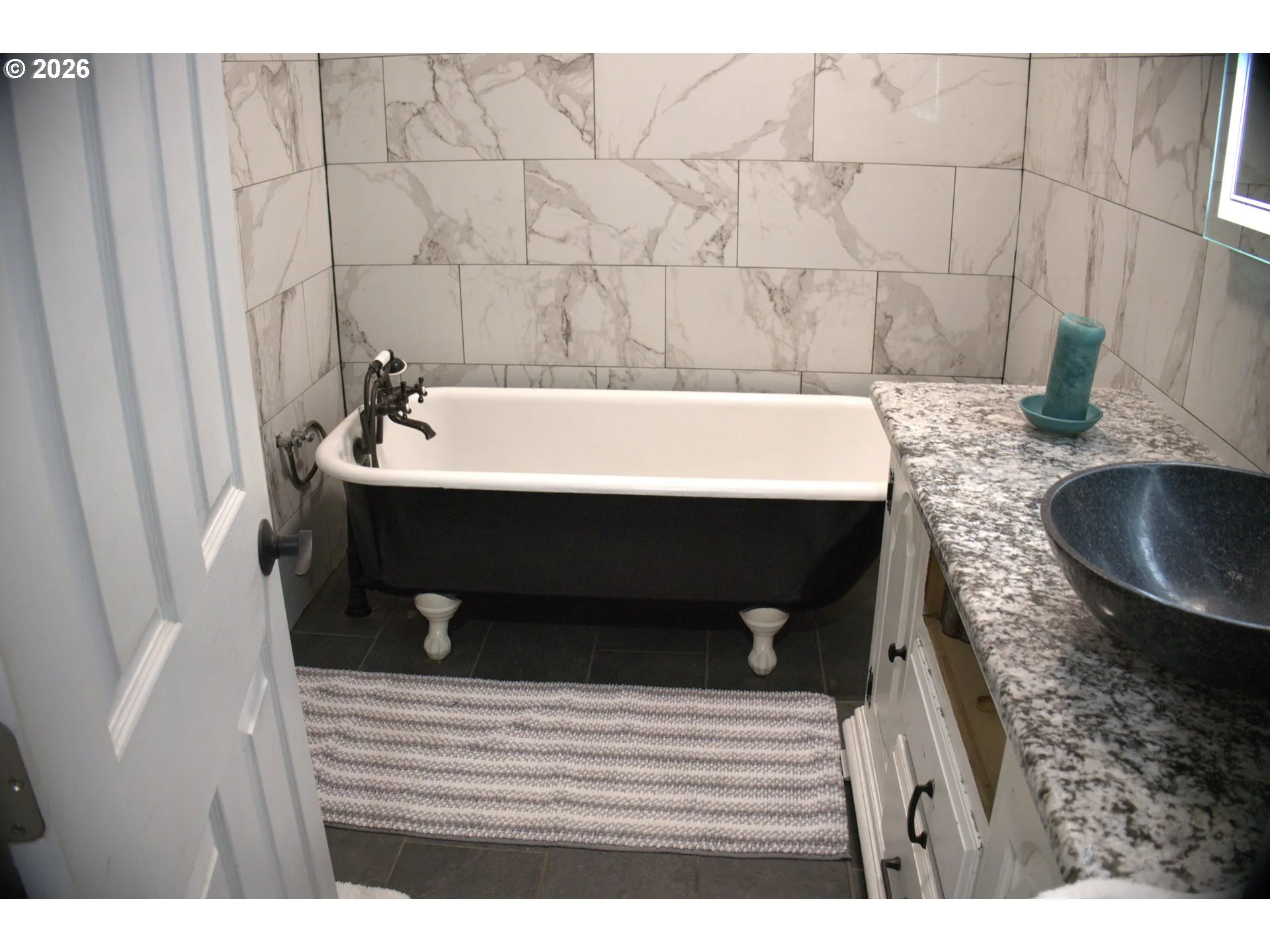 Primary Bedroom-Attached Bathroom