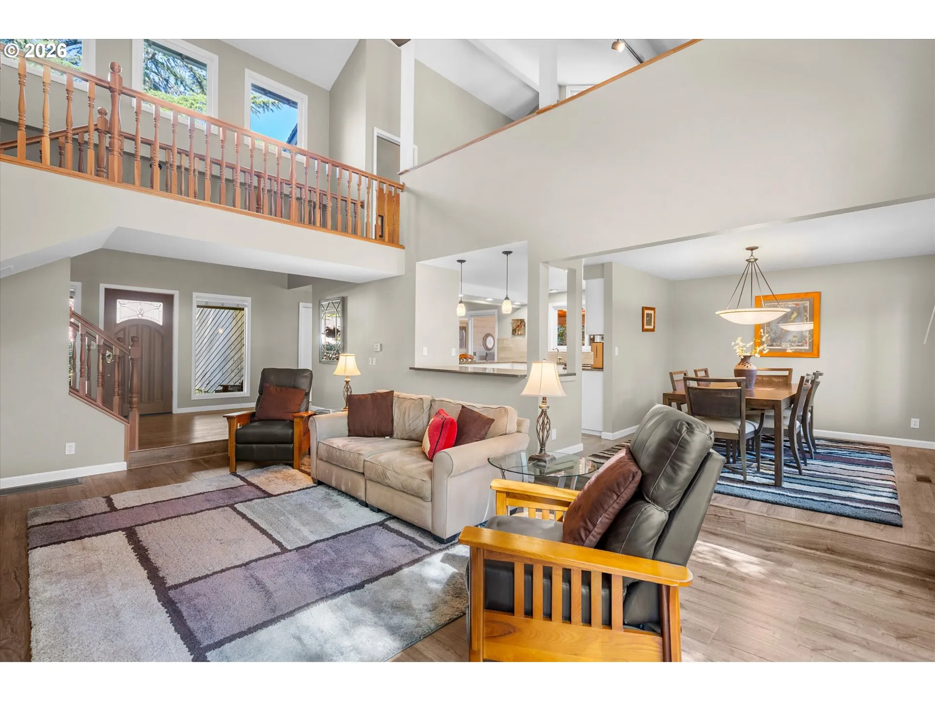 Living Room-Vaulted Ceilings