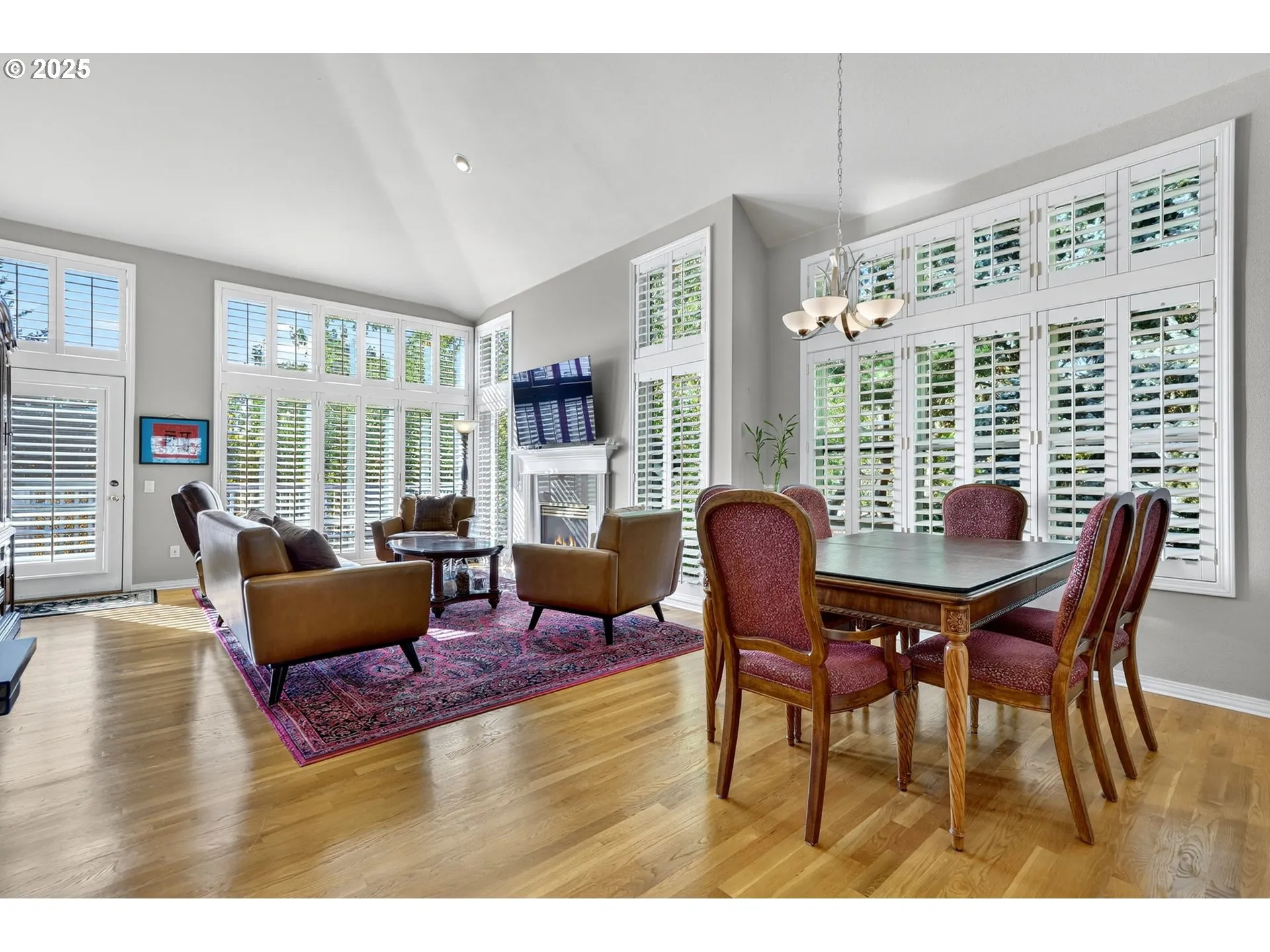 Living Room/Dining Room