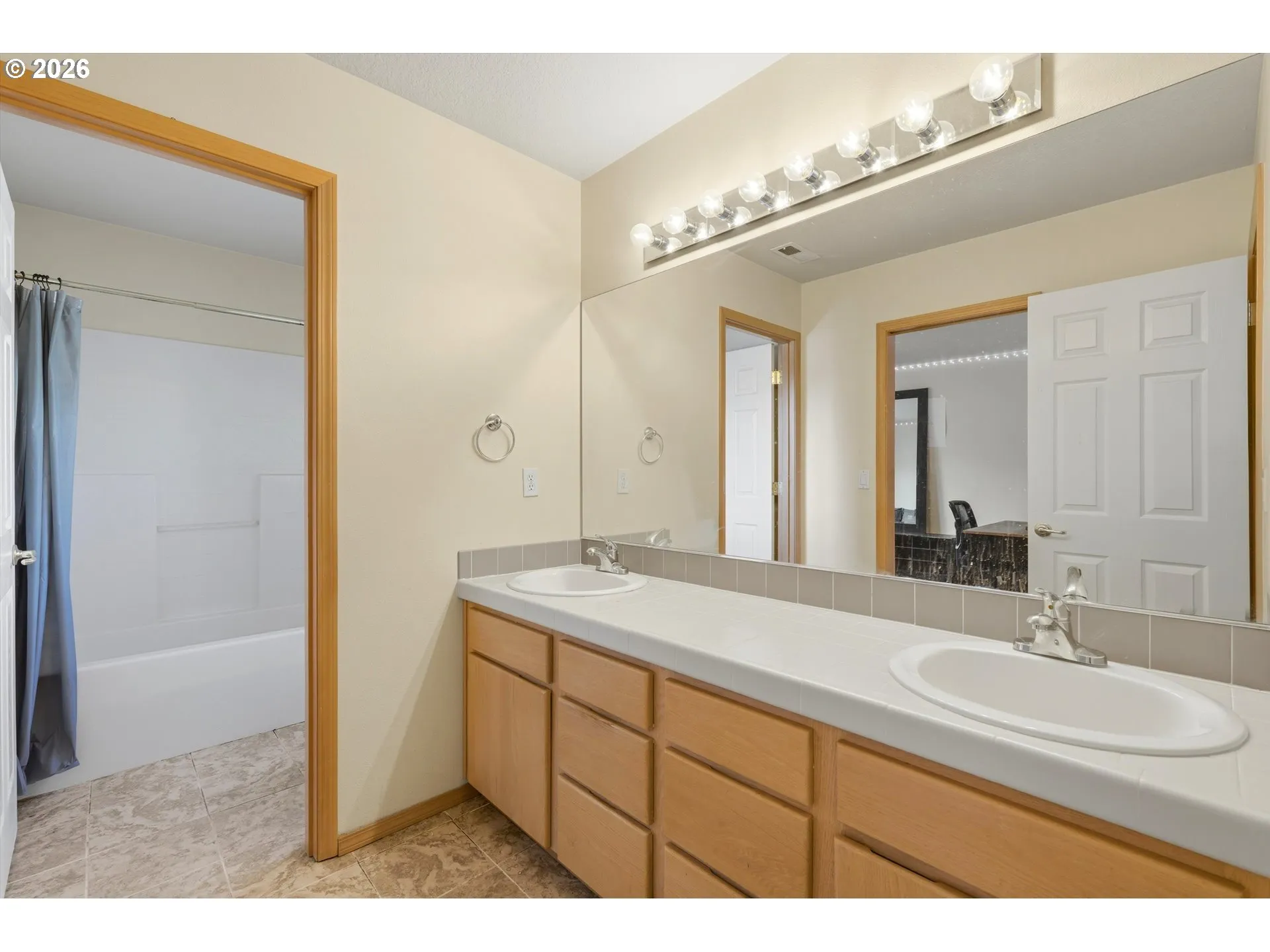 Bathroom-Jack and Jill