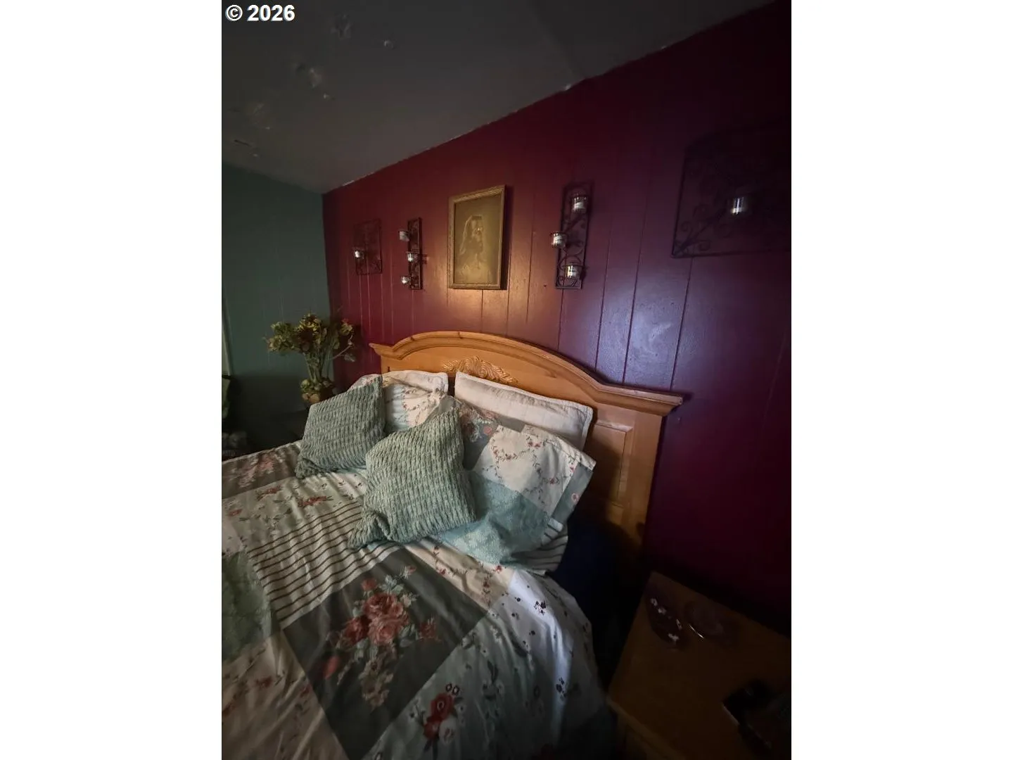 Bedroom, Primary