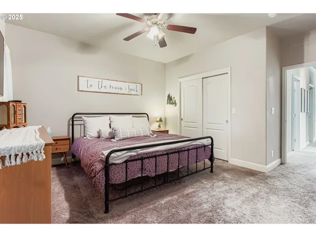 Primary Bedroom-Ceiling Fan