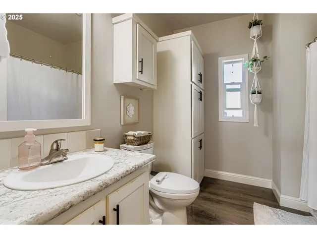 Bathroom-Hall