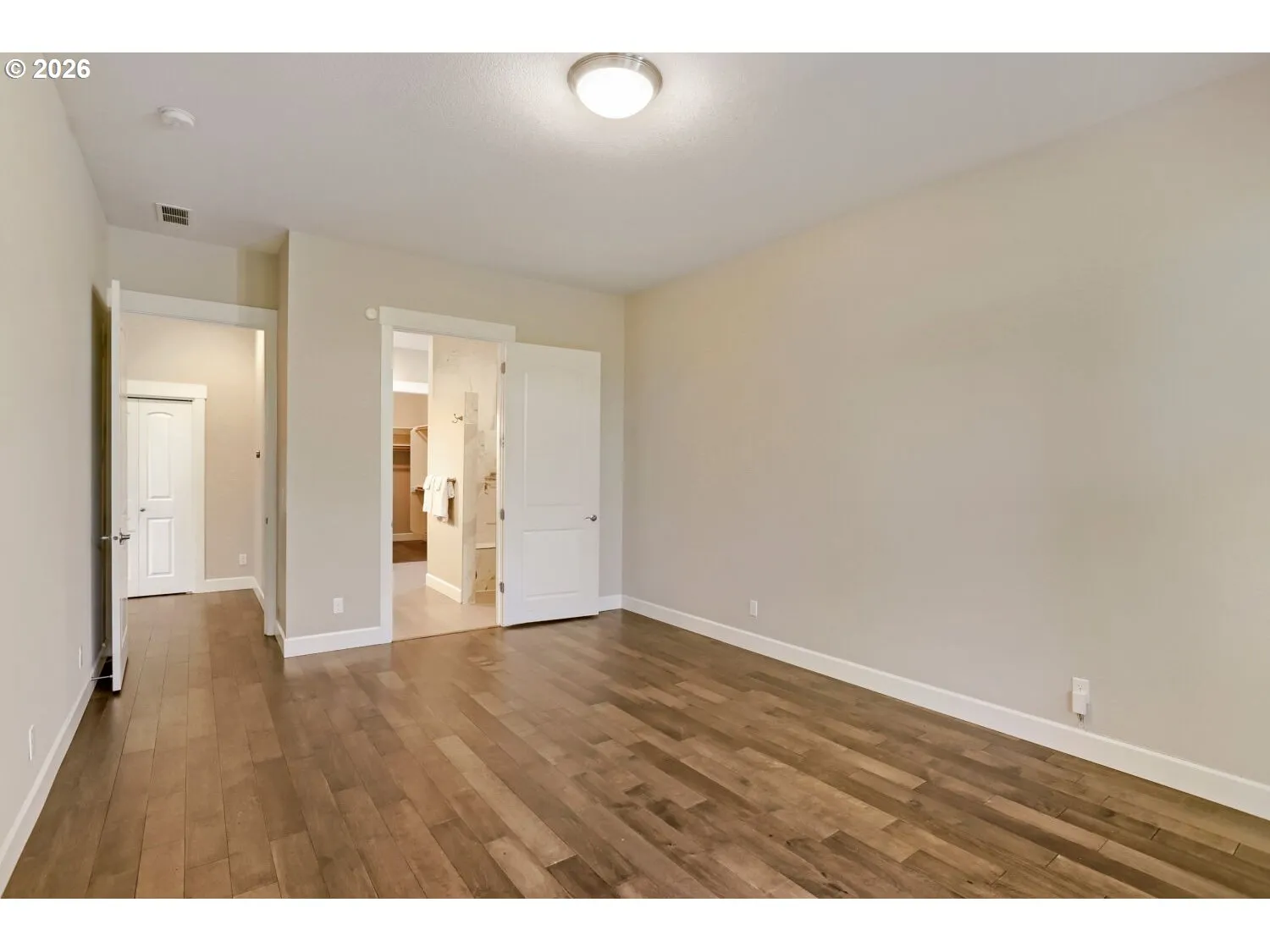 Bedroom, Owner's Suite-Walk-In Closet