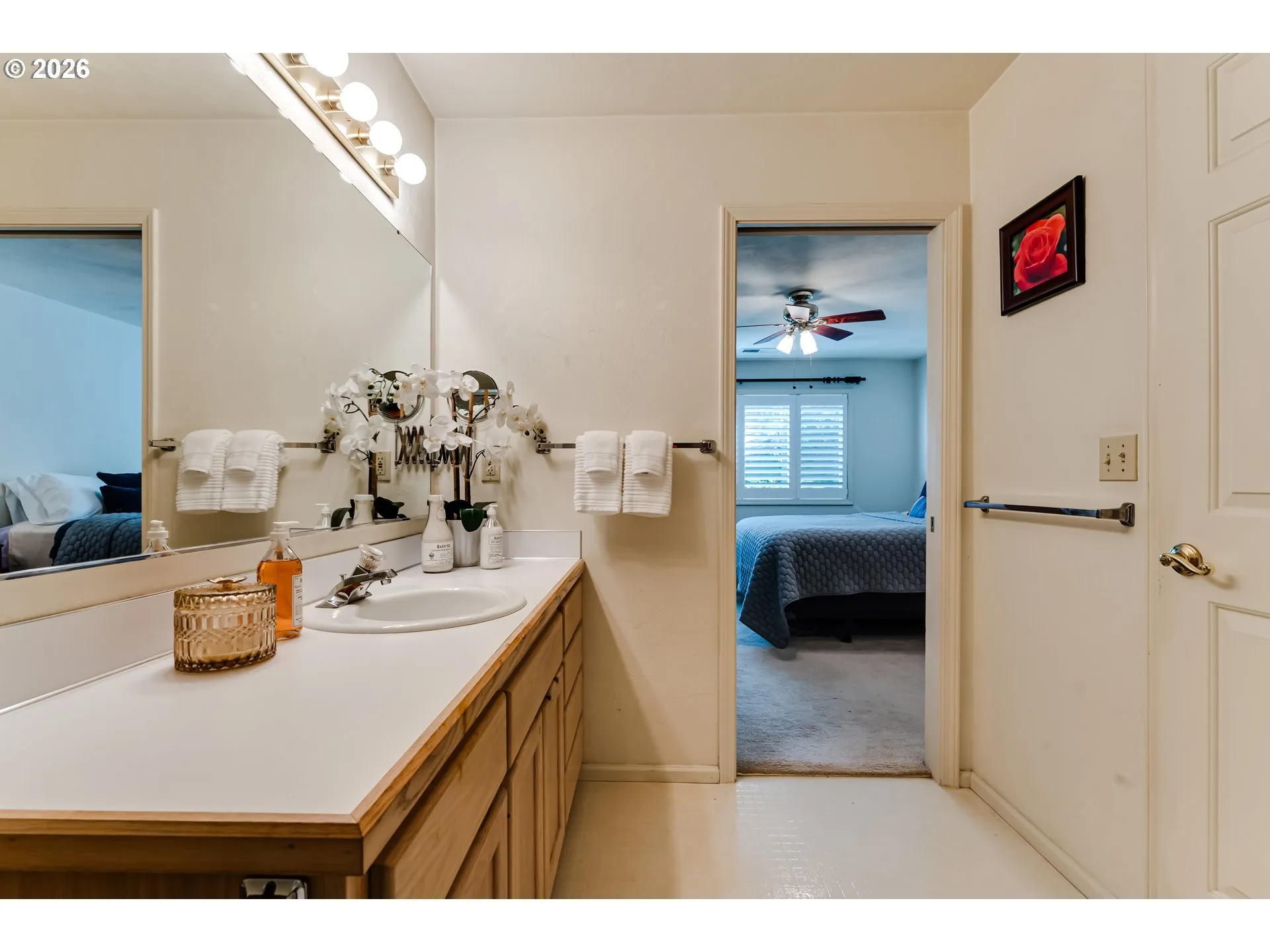 Bedroom, Primary