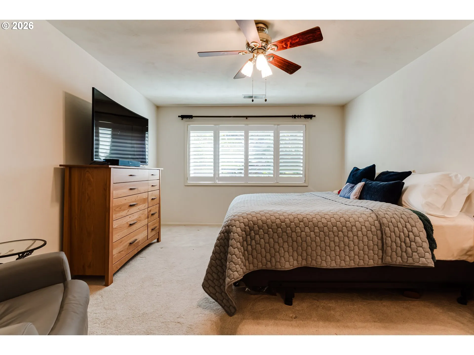 Bedroom, Primary