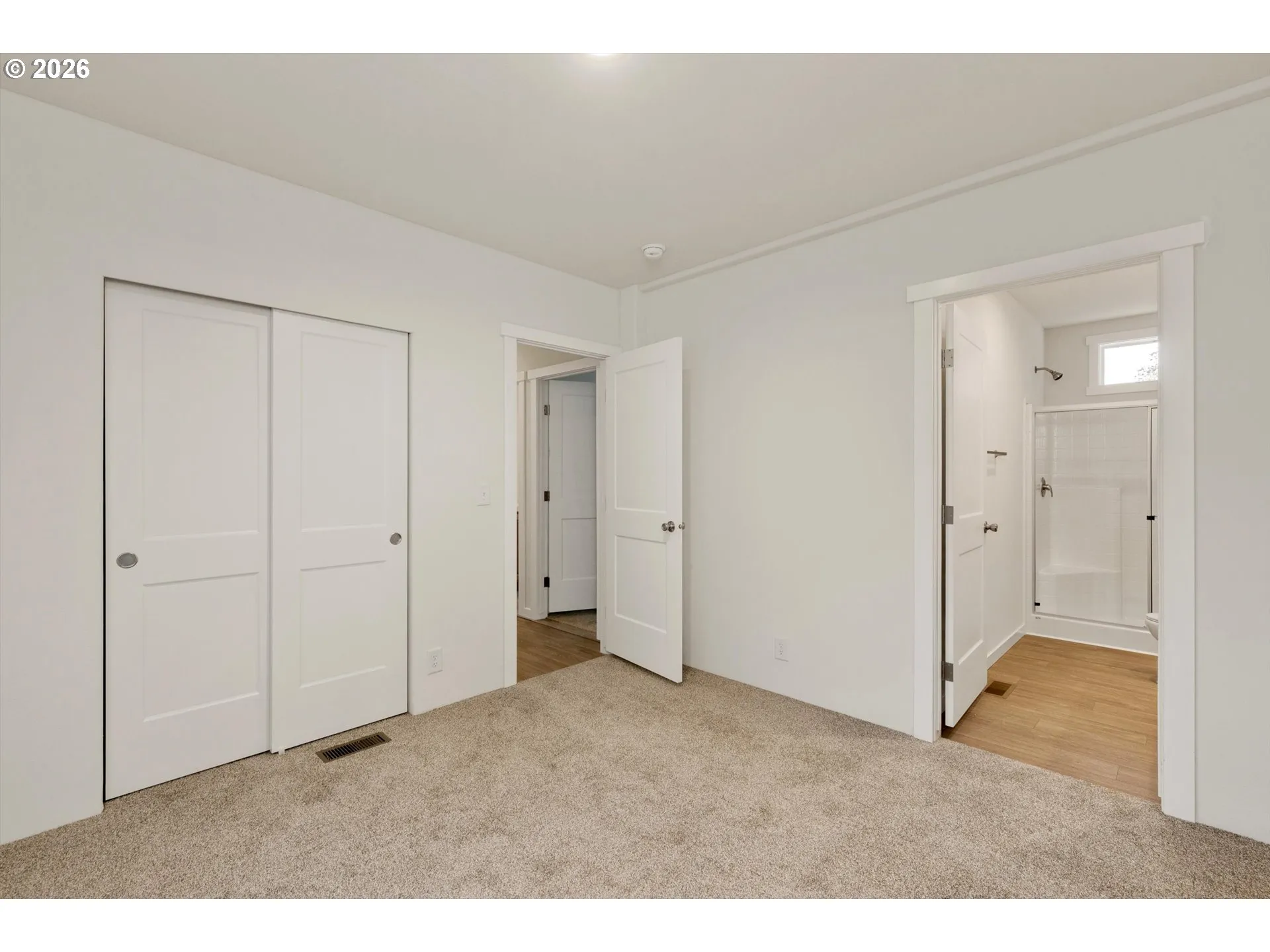 Bedroom, Primary