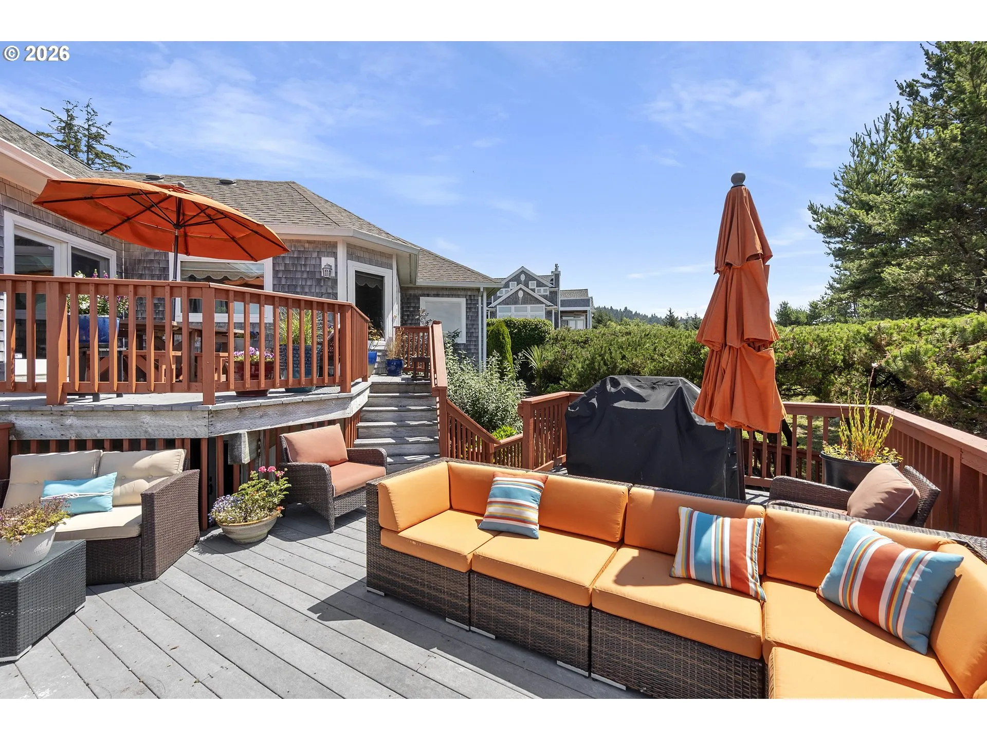 Deck-Lower