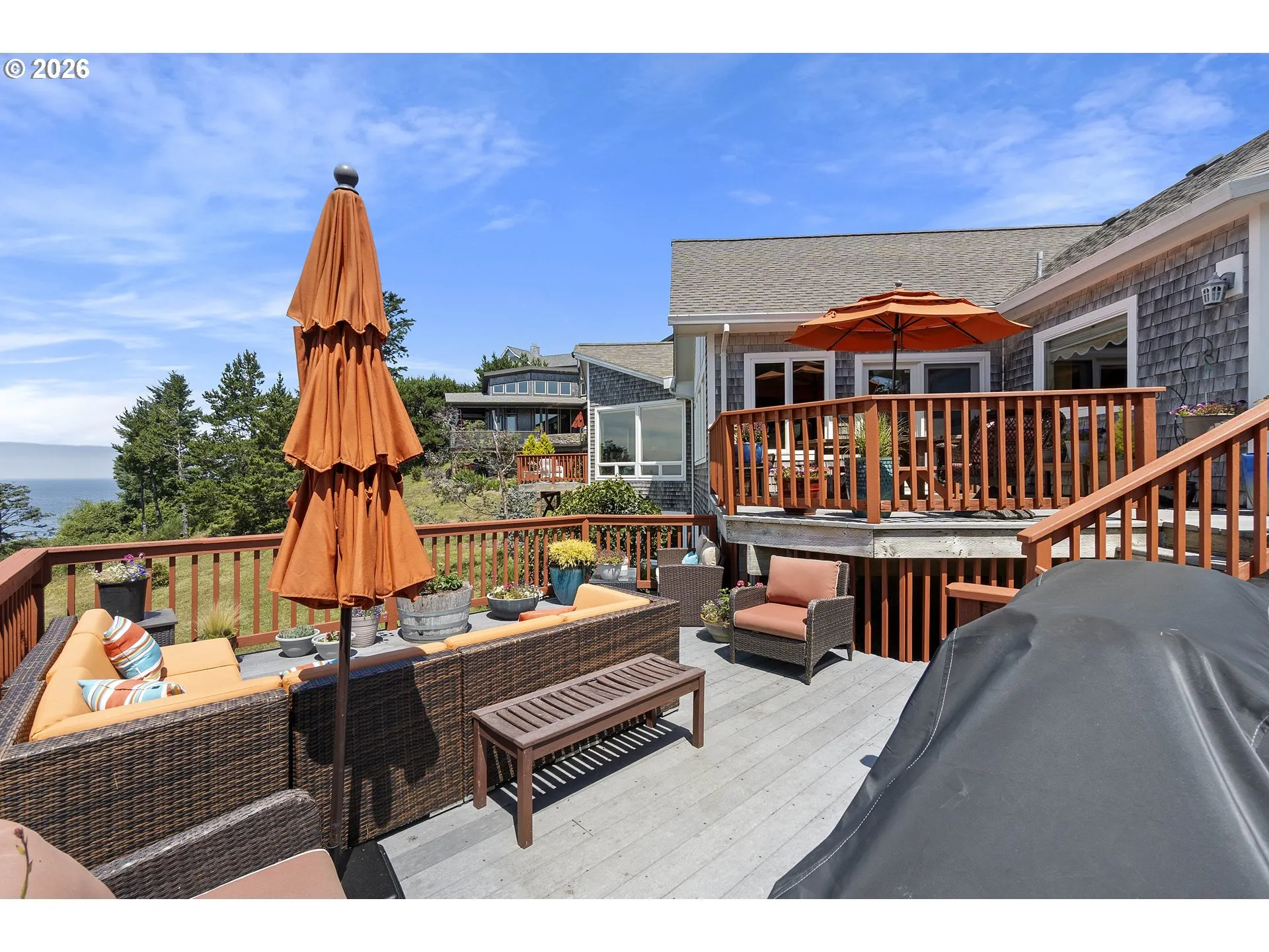 Deck-Lower