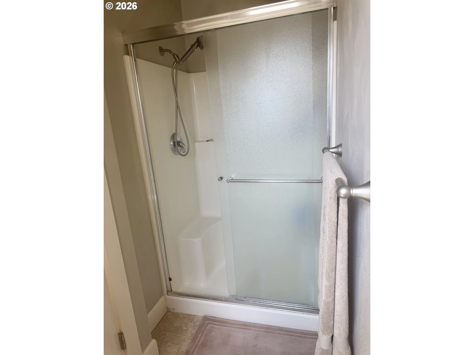 Bathroom-Walk in Shower