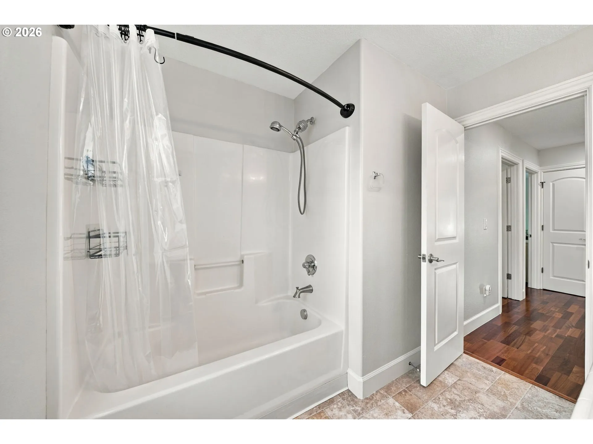 Bathroom-Upper