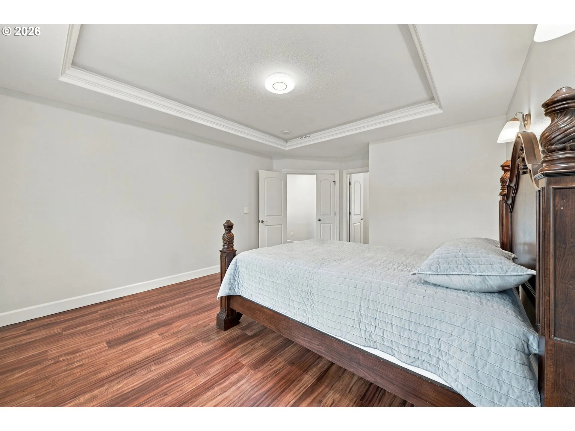 Bedroom, Primary