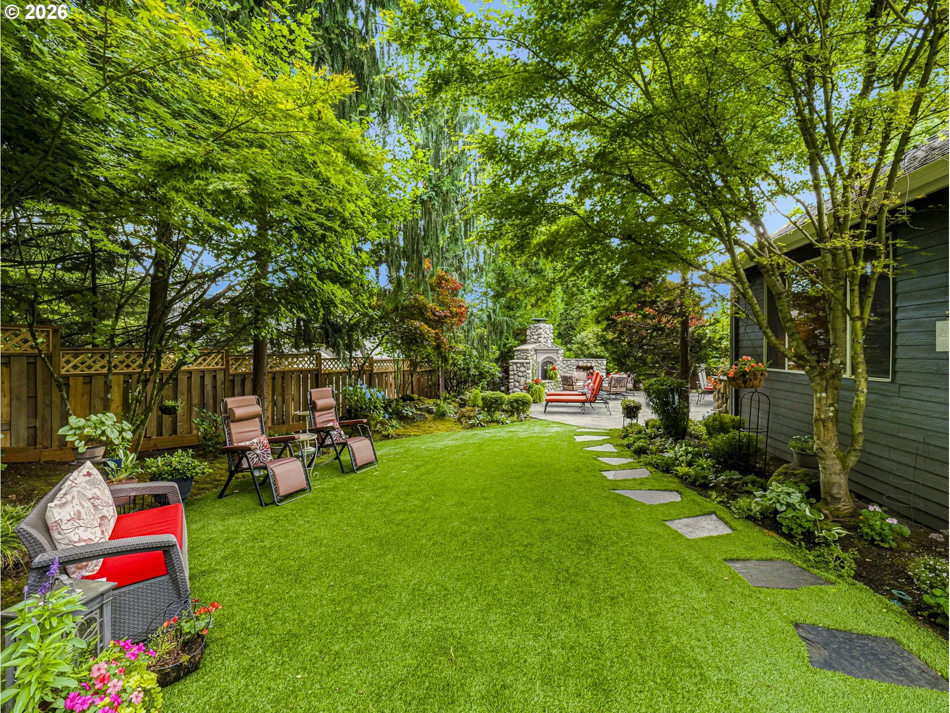 Yard-Fenced