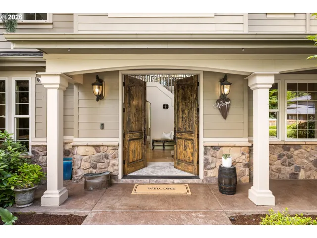 Entrance/Foyer