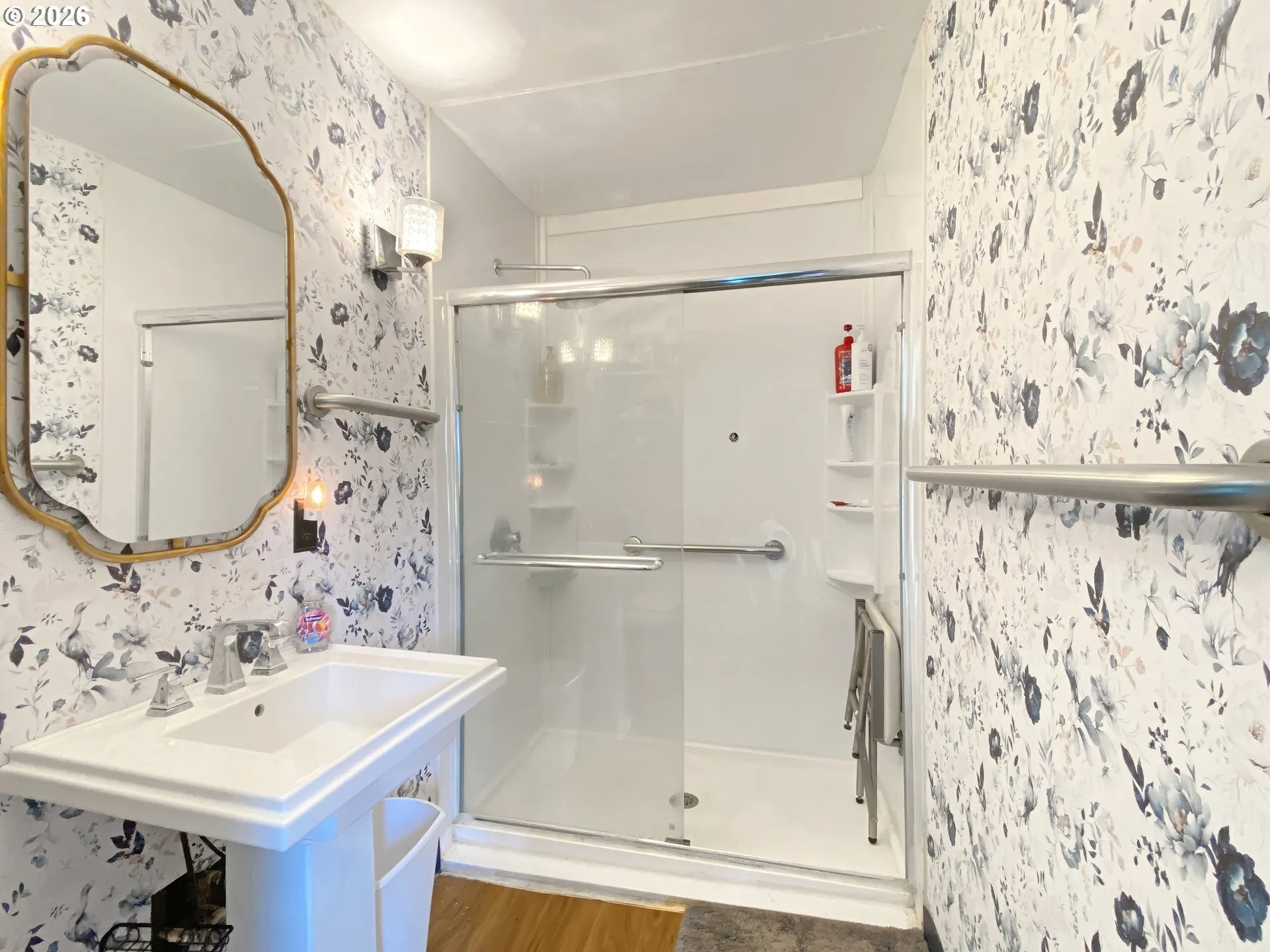 Bathroom-Upper
