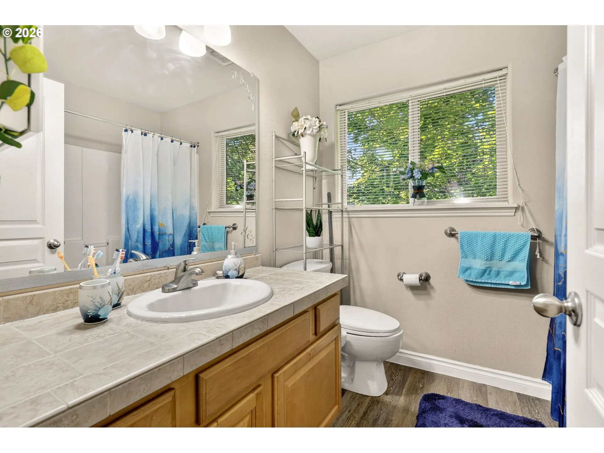 Bathroom-Upper