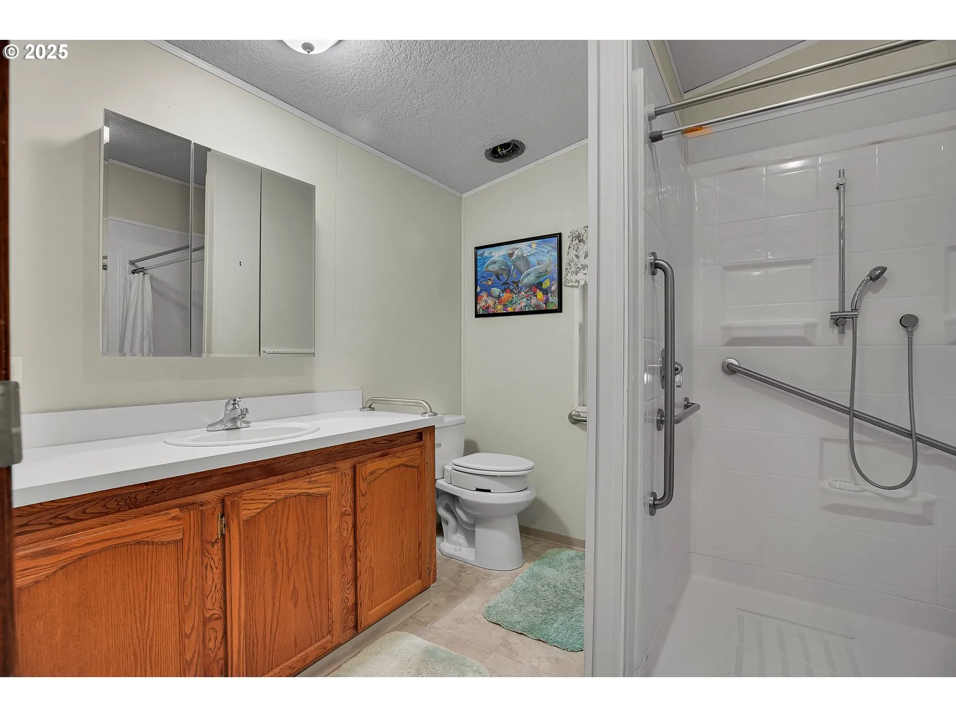 Bathroom-Walk in Shower