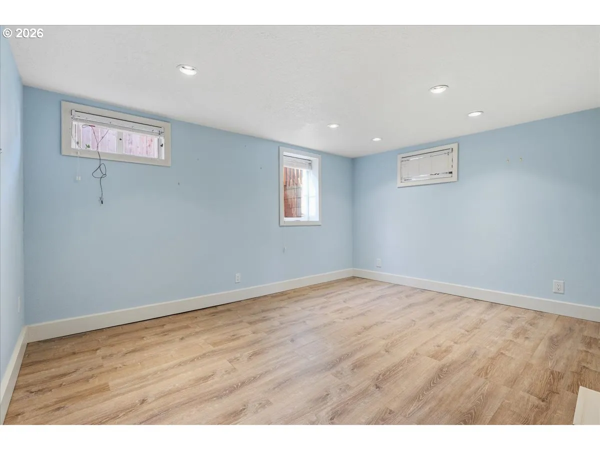 Bonus Room-Lower