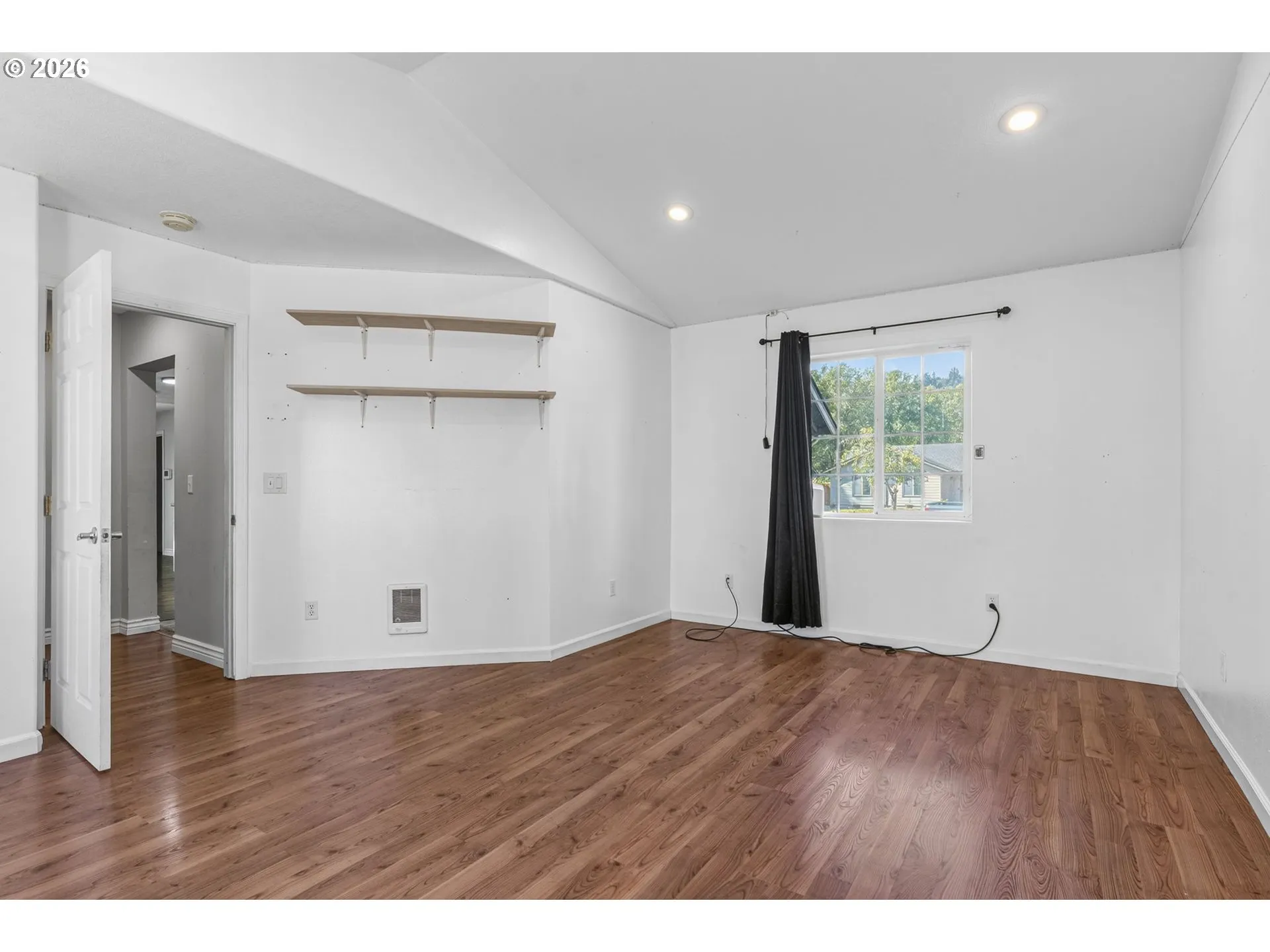 Bedroom-# 1