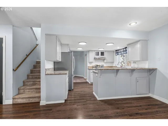 Kitchen-Island