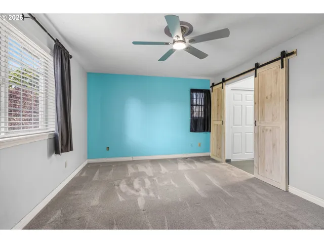 Bedroom, Primary-Upper