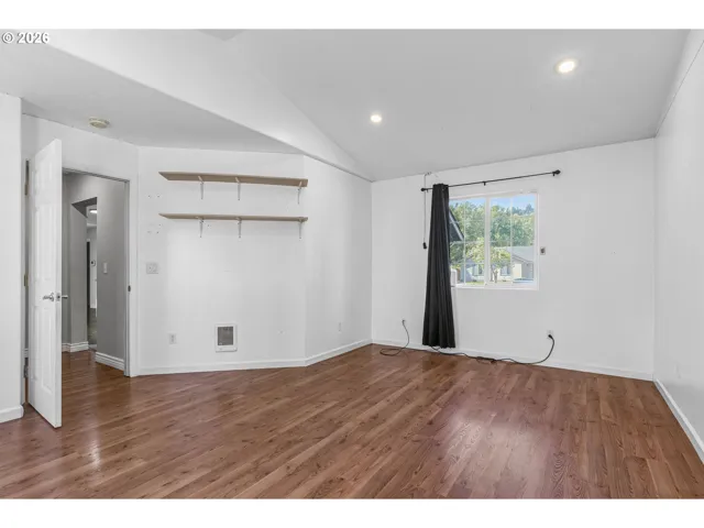 Bedroom-# 1