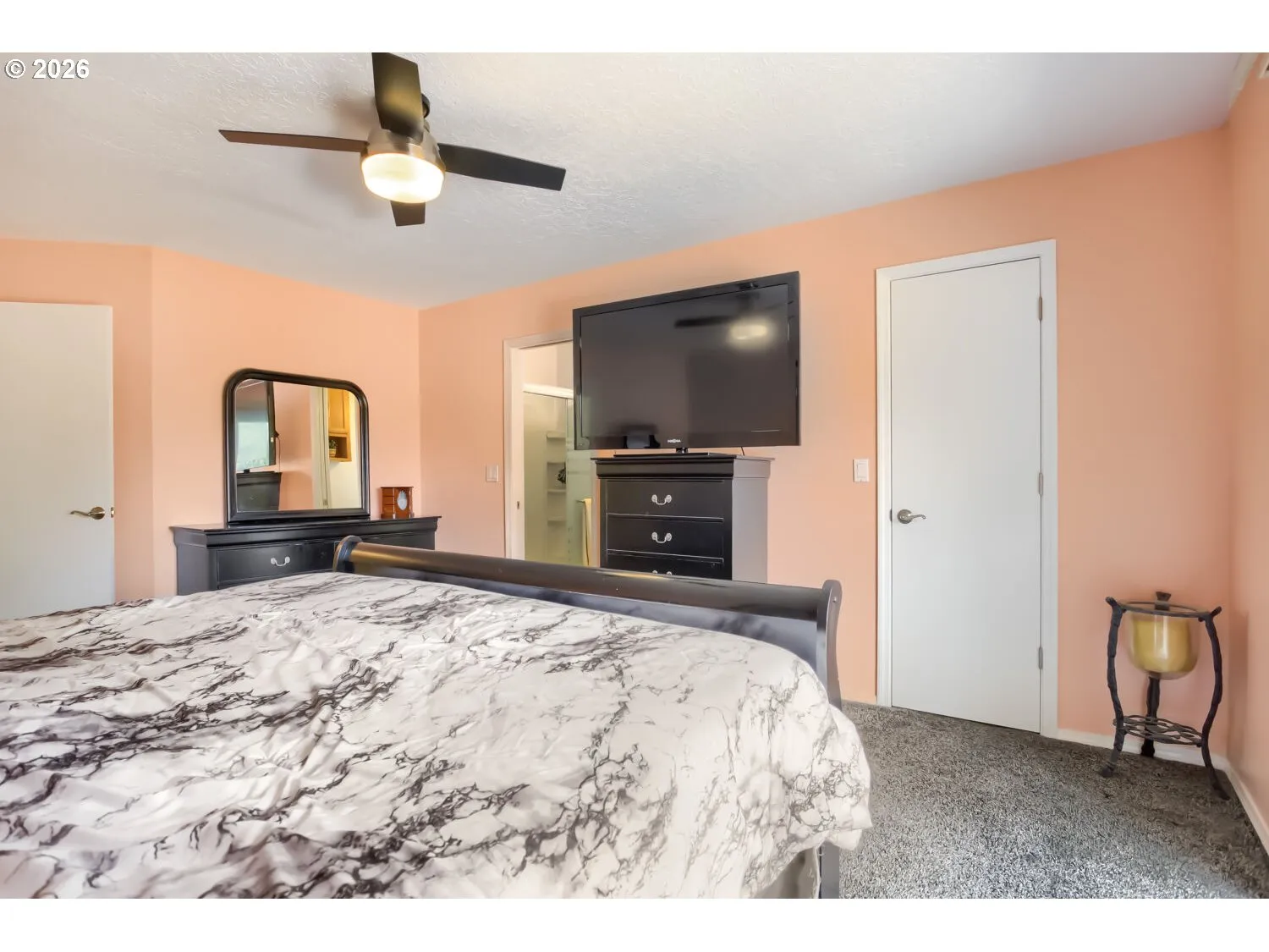 Bedroom, Owner's Suite
