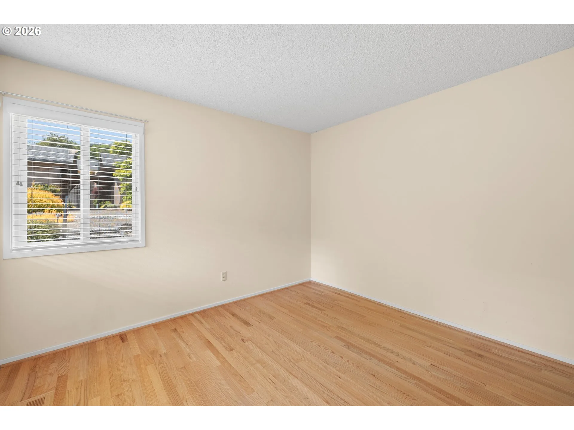 Bedroom-Main