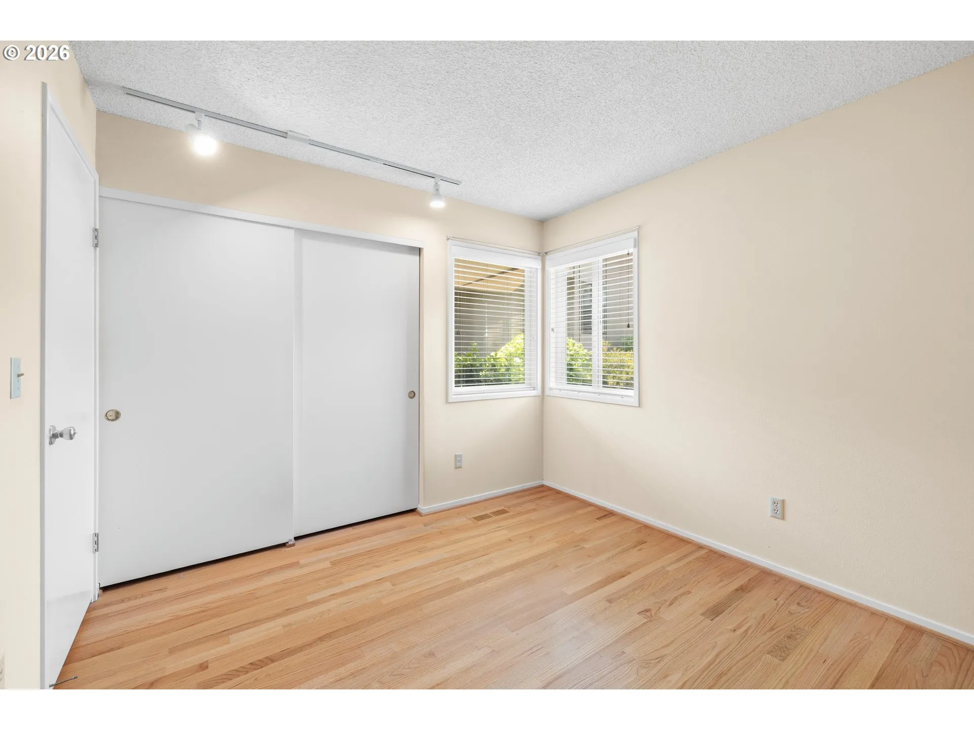 Bedroom-Main