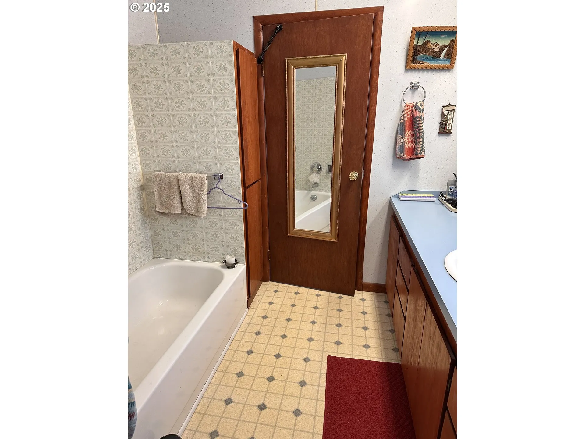 Bathroom-Double Sinks