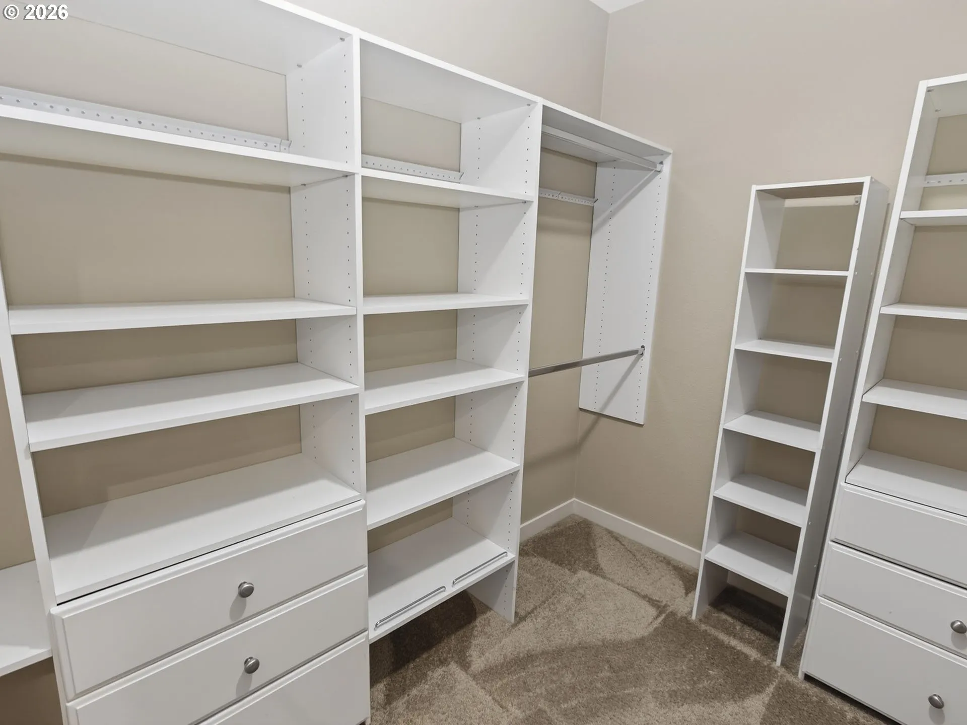 Bedroom, Owner's Suite-Walk-In Closet
