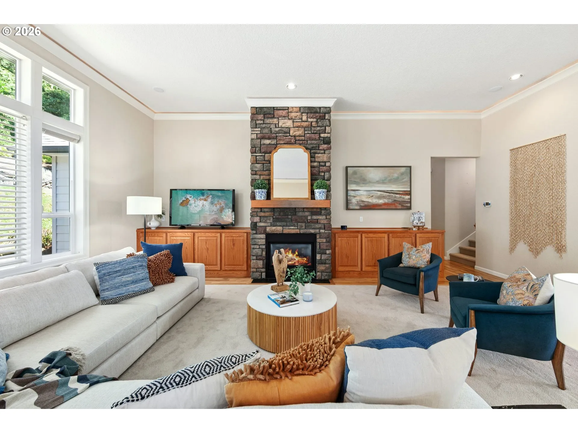 Living Room-Fireplace
