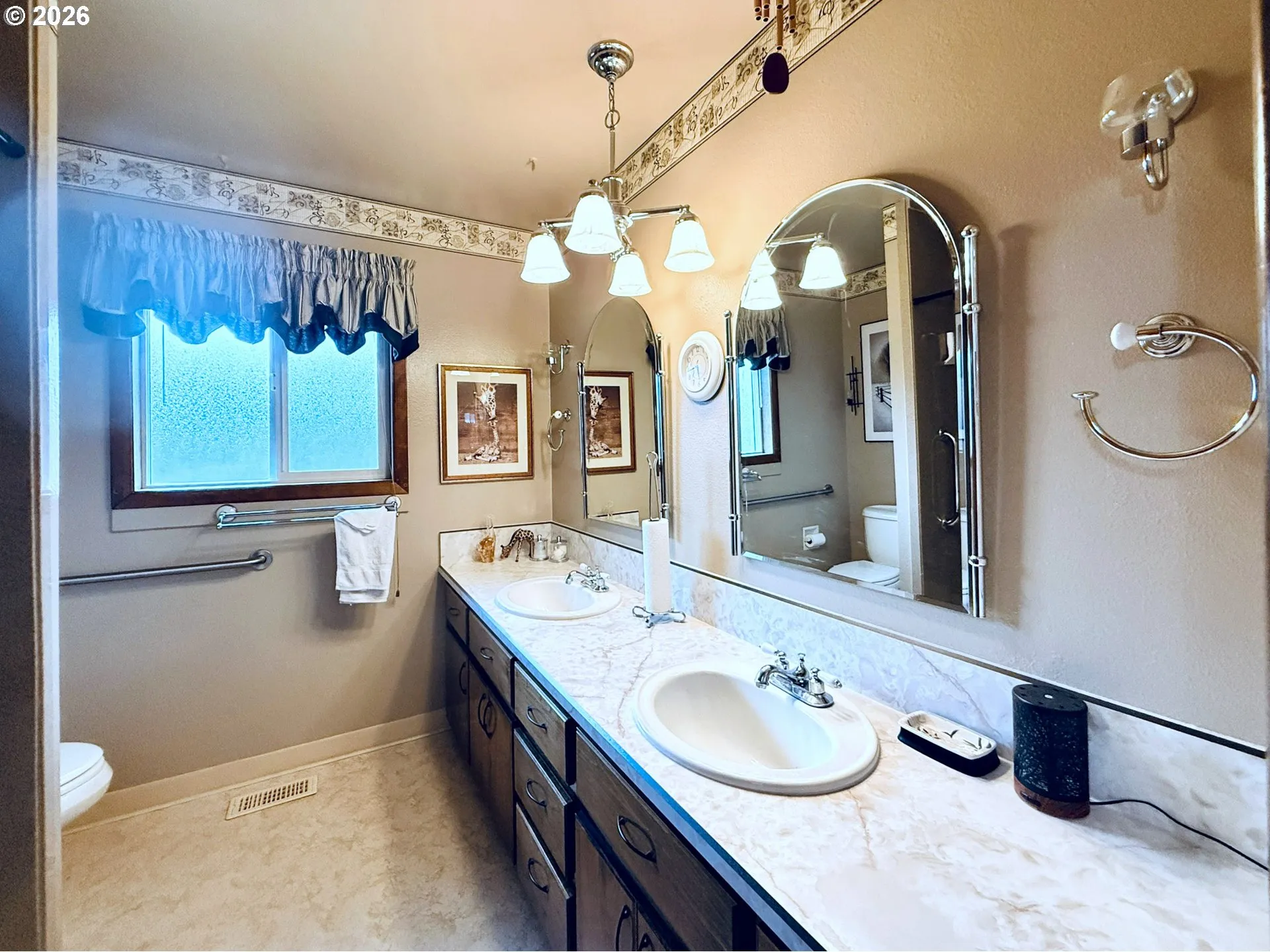 Bathroom-Double Sinks