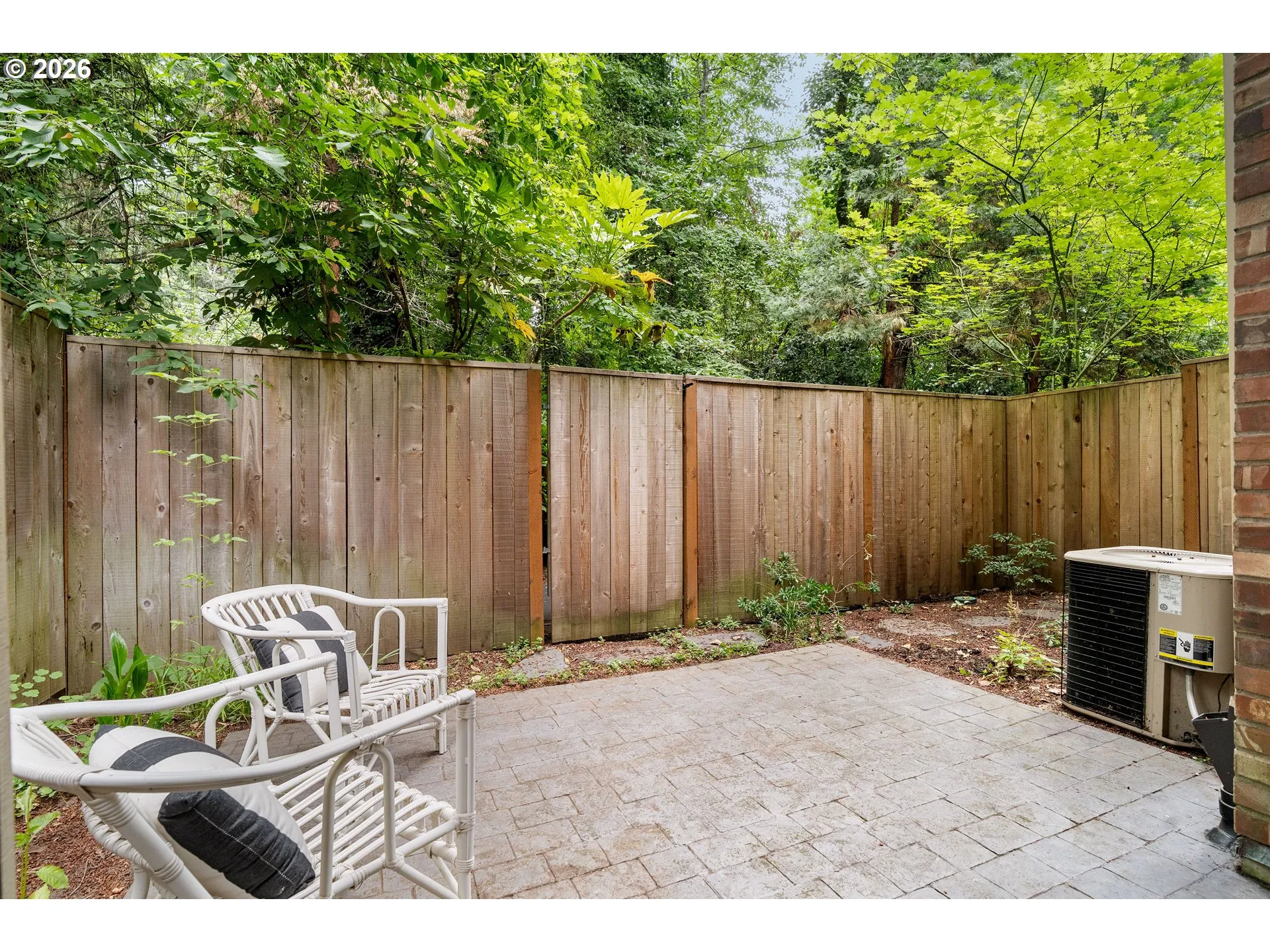 Yard-Fenced