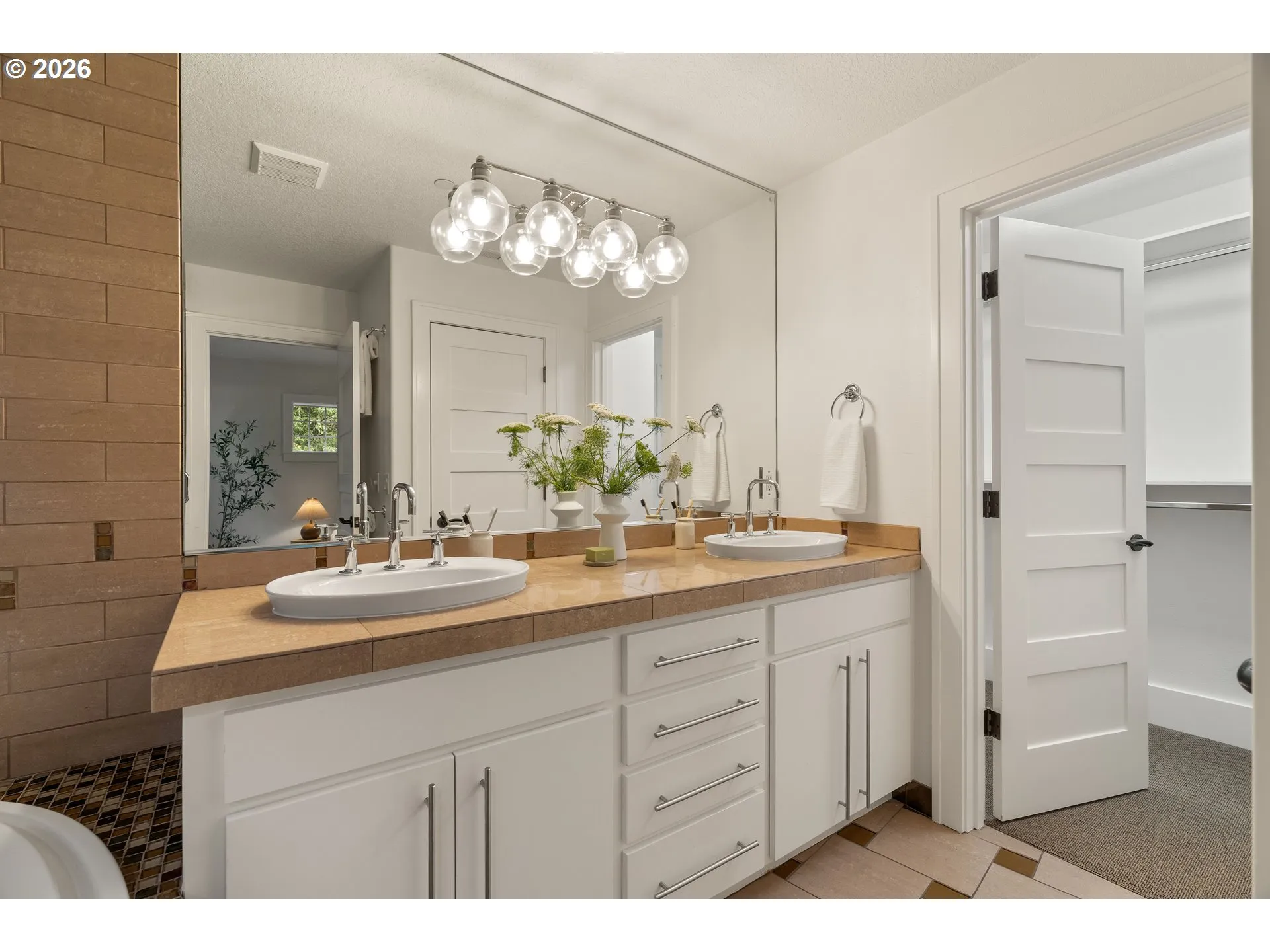 Primary Bedroom-Attached Bathroom
