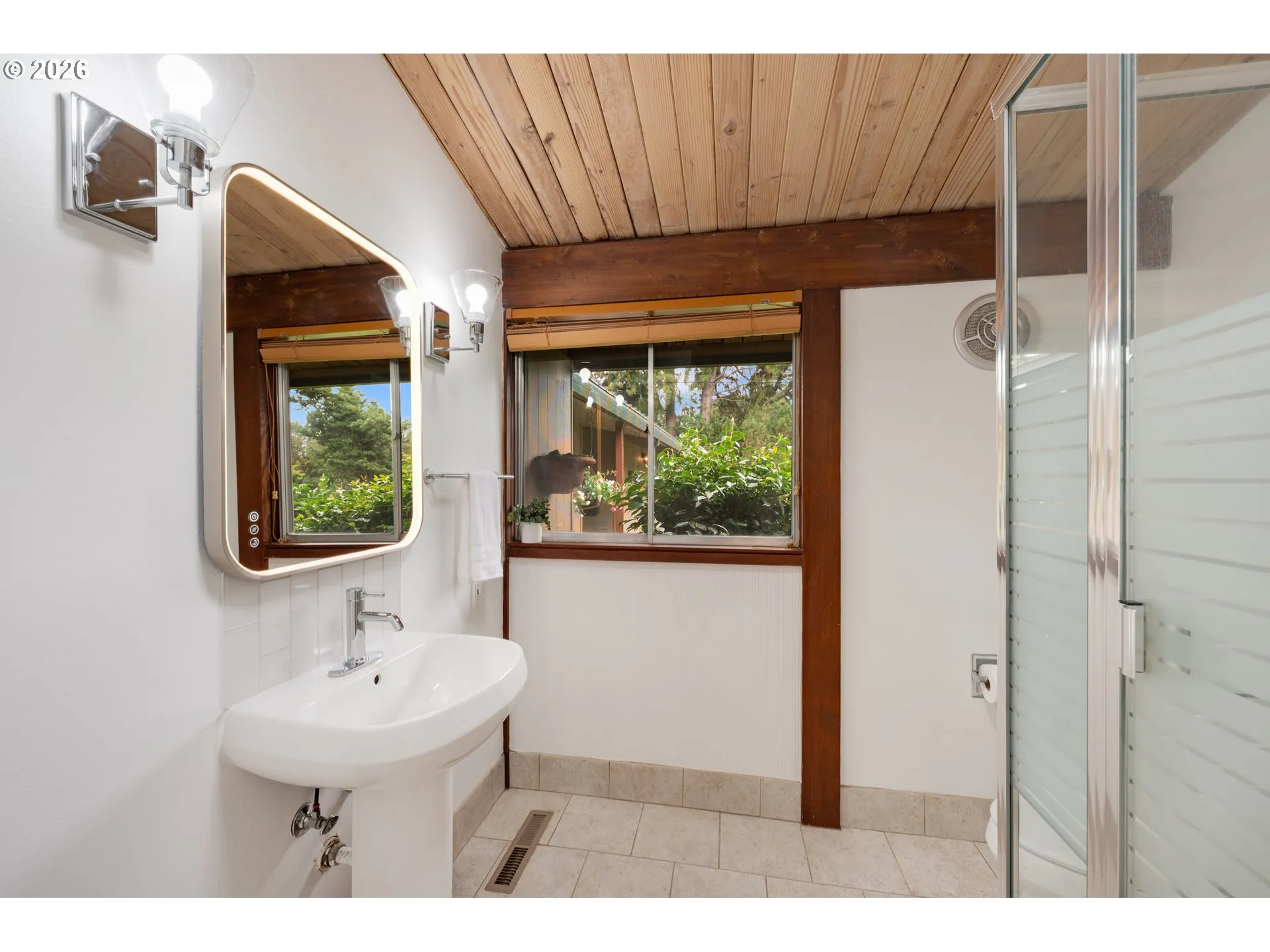 Bathroom-Hall