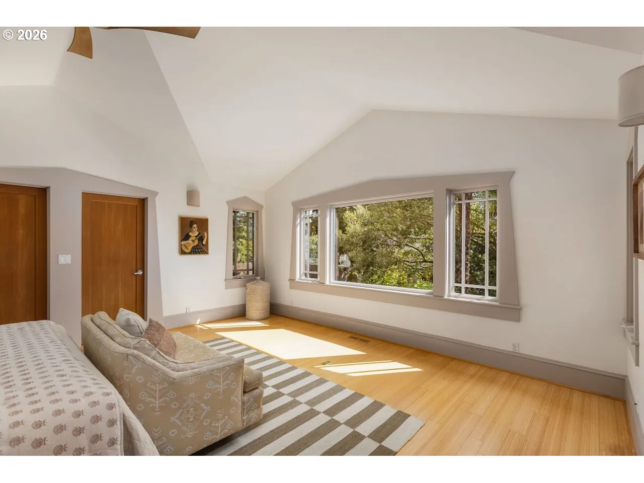 Bedroom, Primary-Vaulted Ceilings