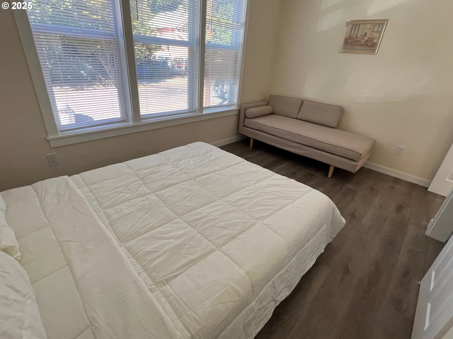 Bedroom-Ceiling Fan