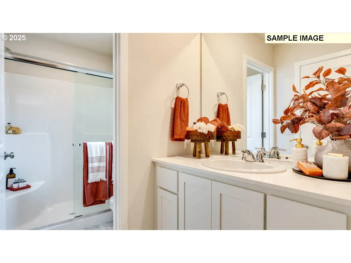 Primary Bedroom-Attached Bathroom
