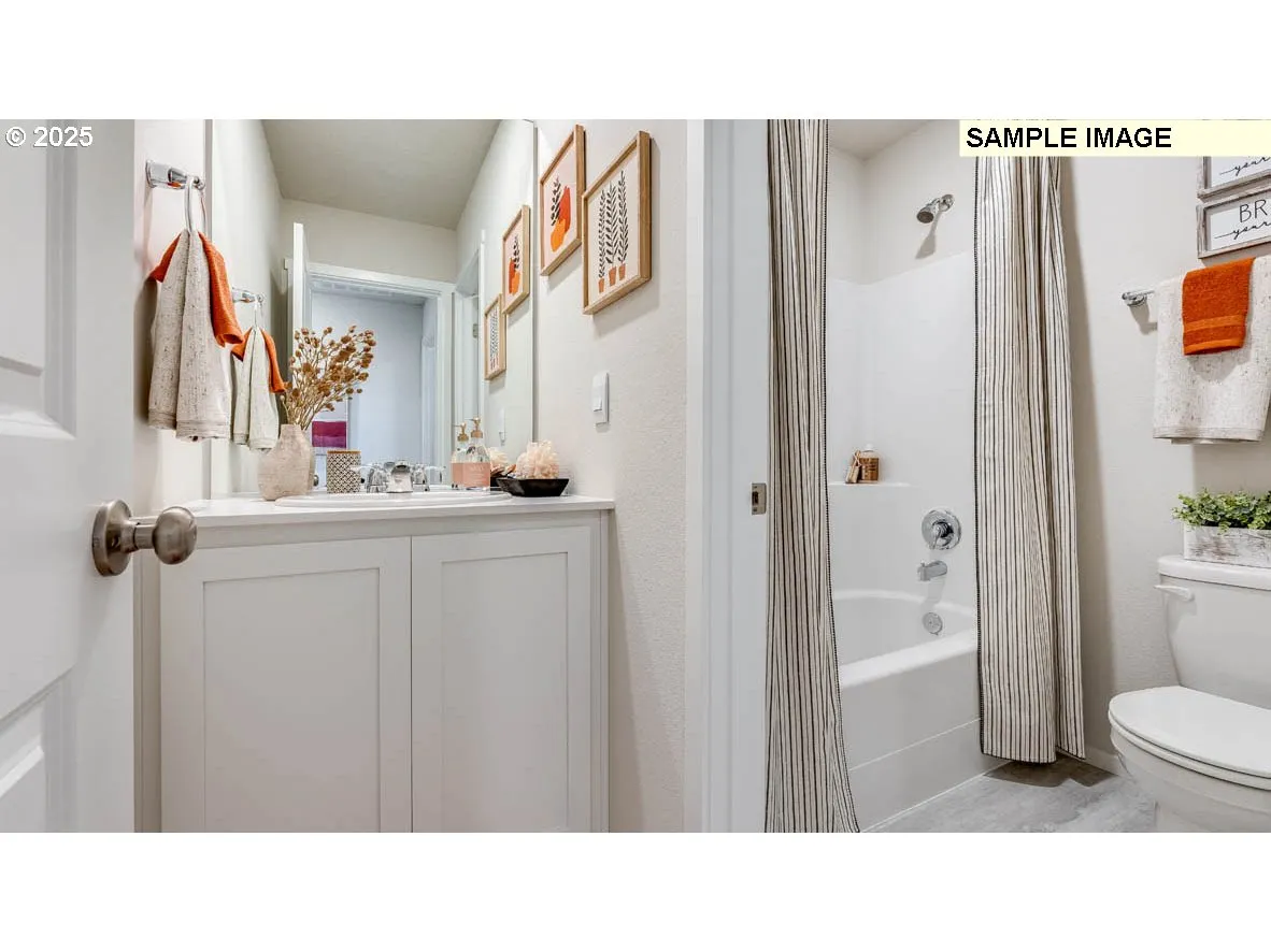Bathroom-Upper