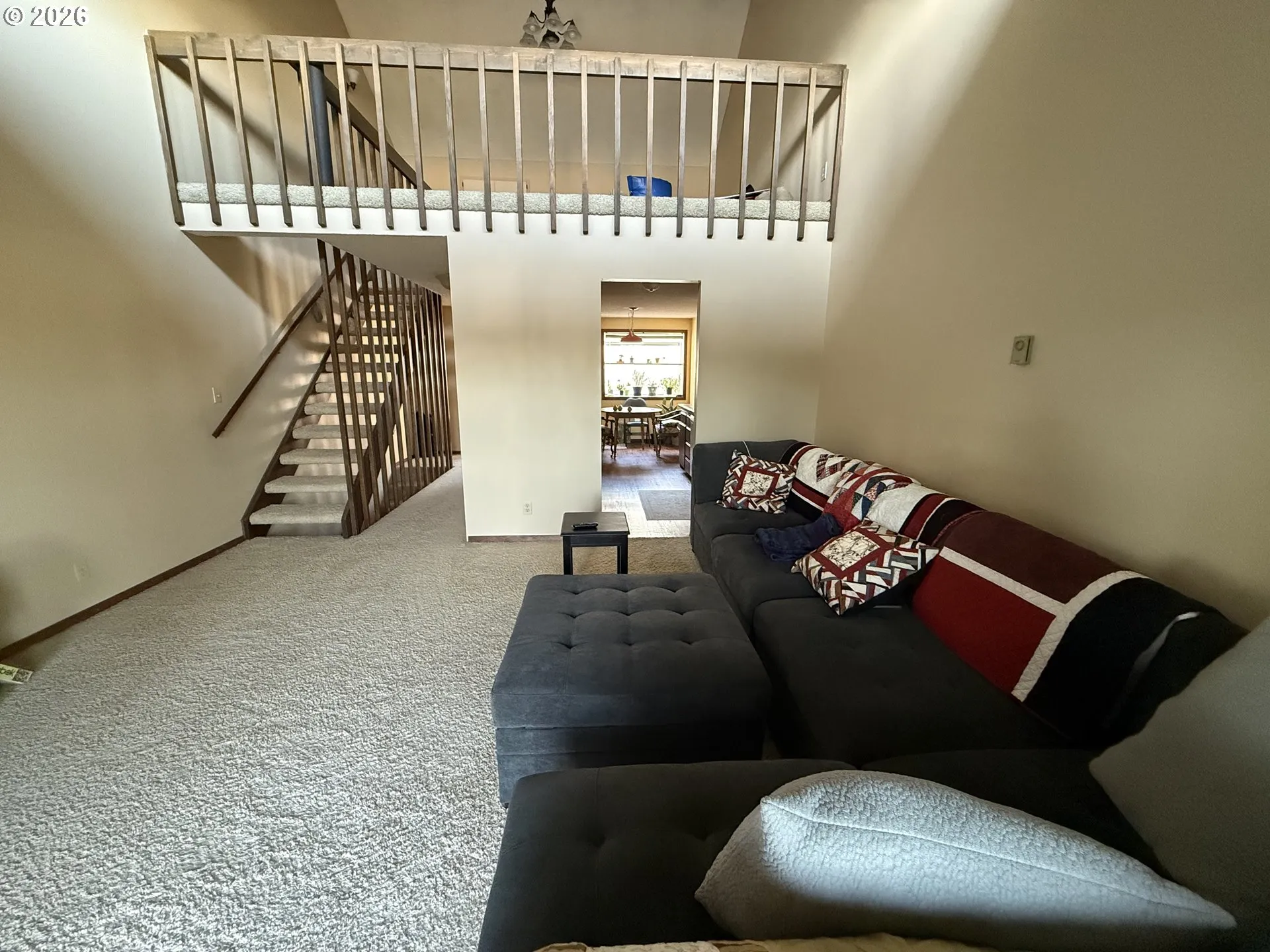 Living Room-Vaulted Ceilings
