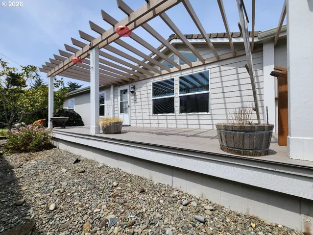 Deck-Main